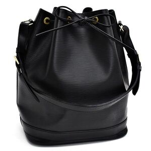 Louis Vuitton Vintage Noe Epi Black